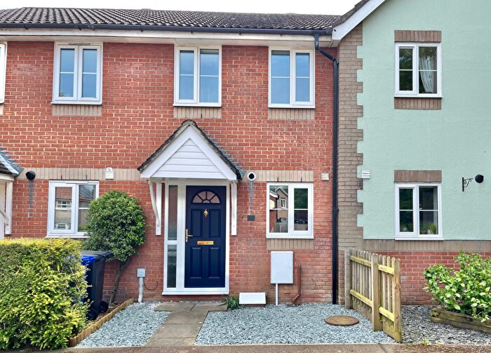 2 Bedroom House To Rent In Cardinal Close, Bury St Edmunds, IP32