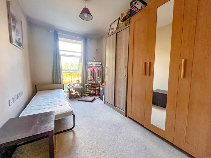 2 Bedroom Apartment For Sale In Wood Street, Patchway, Bristol, Gloucestershire, BS34