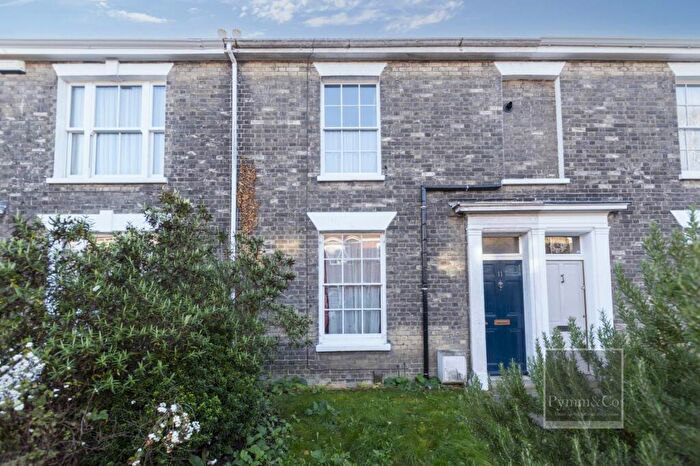 2 Bedroom Terraced House For Sale In Ampthill Street, Norwich, NR2