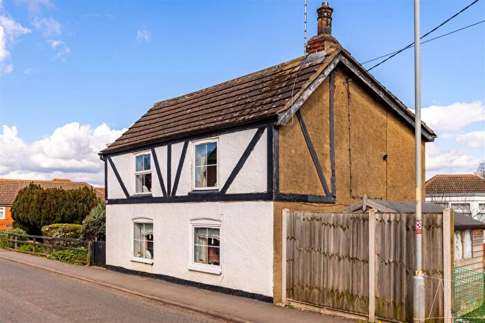 3 Bedroom Detached House For Sale In South Street, Swineshead, Boston, PE20