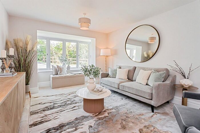 5 Bedroom Detached House For Sale In Allington Garden, Newick, Lewes, BN8