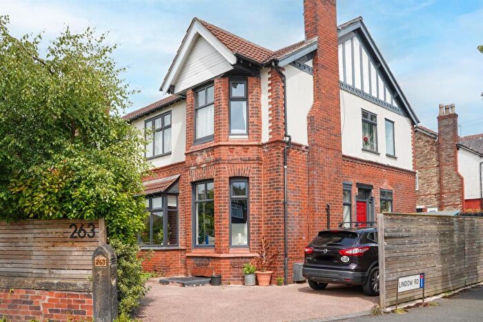 4 Bedroom Semi Detached House For Sale In Seymour Grove, Old Trafford, M16