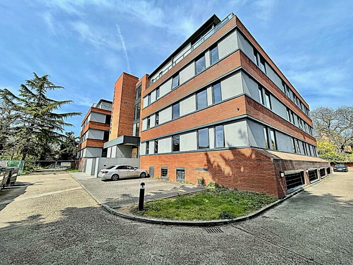 1 Bedroom Flat To Rent In Urban Village Building Bedford, MK40
