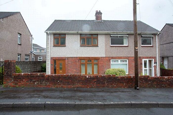 3 Bedroom Semi-detached House For Sale In Gelliderw, Pontardawe, Swansea, Neath Port Talbot, SA8