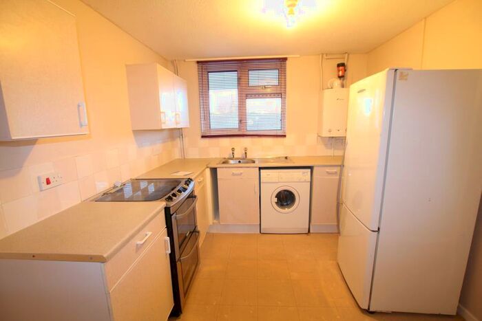 2 Bedroom Maisonette To Rent In Goldsworth Park, GU21