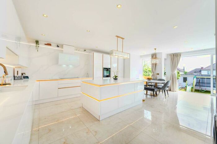 4 Bedroom Semi-Detached House To Rent In Dollis Hill Avenue, , Gladstone Park, London, NW2