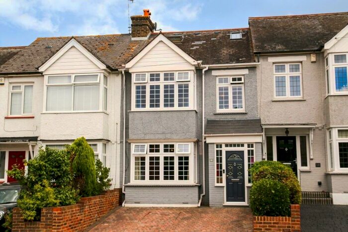 4 Bedroom Terraced House For Sale In Northridge Road, Gravesend, Kent, DA12