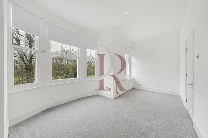 1 Bedroom Apartment To Rent In Bushwood, Leystonstone, E11