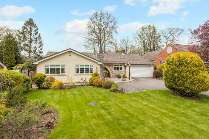 3 Bedroom Detached House For Sale In Weston Road, Failand, Bristol, BS8