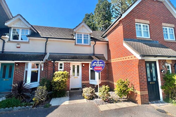 2 Bedroom Terraced House For Sale In Osprey Gardens, Aldershot, Hampshire, GU11