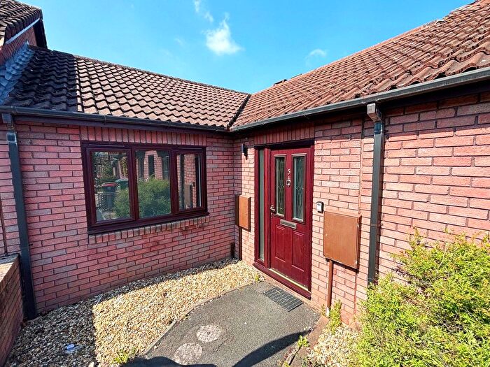 2 Bedroom Bungalow For Sale In Cart Gate, Wellington, Telford, Shropshire, TF1