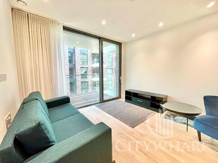 1 Bedroom Flat For Sale In Neroli House, Piazza Walk, London, E1