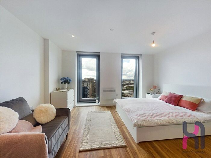 Studio To Rent In Media City, Michigan Point Tower D, Michigan Avenue, Salford, M50