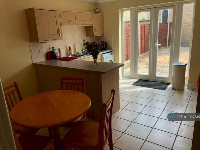 4 Bedroom Terraced House To Rent In Kenneth Mckee Plain, Norwich, NR2