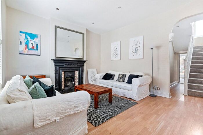 4 Bedroom Terraced House To Rent In Hercules Street, London, N7