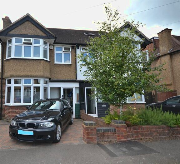 4 Bedroom Semi-Detached House To Rent In Frankland Road, Croxley Green, Rickmansworth, WD3