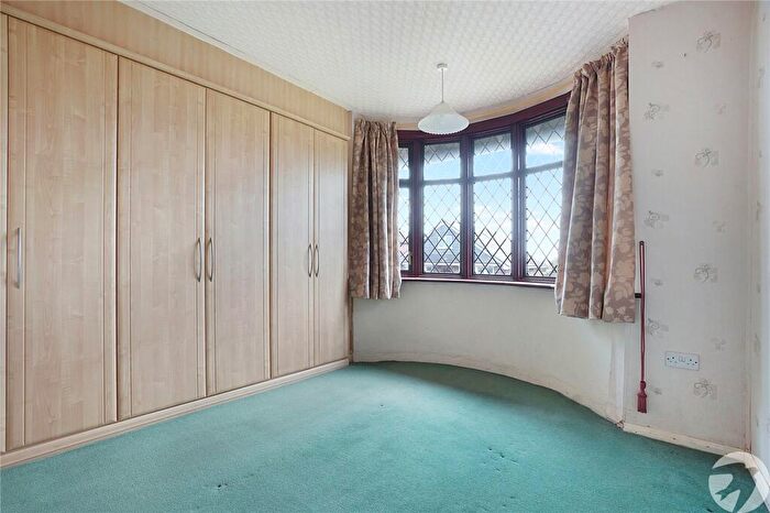 2 Bedroom Bungalow For Sale In Lynors Avenue, Rochester, Kent, ME2
