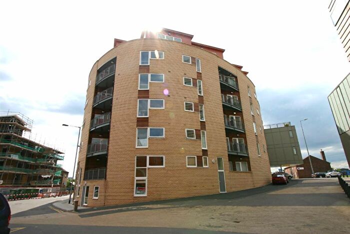 2 Bedroom Flat To Rent In Marsh Lane, Walsall, WS2