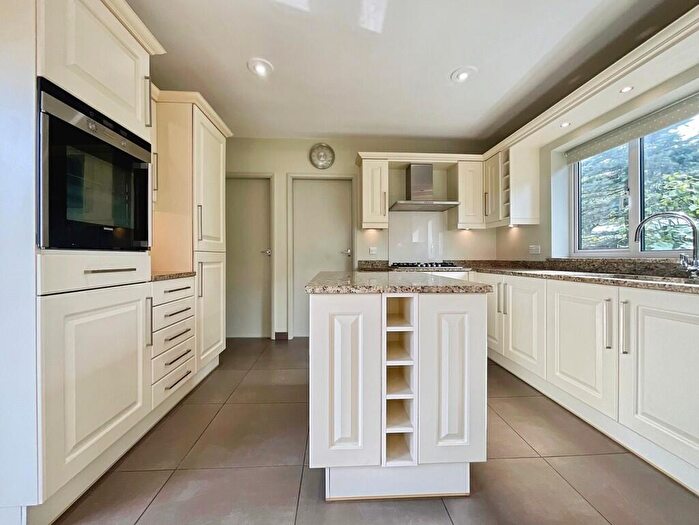 4 Bedroom Detached Bungalow To Rent In Caistor Road, Market Rasen, LN8