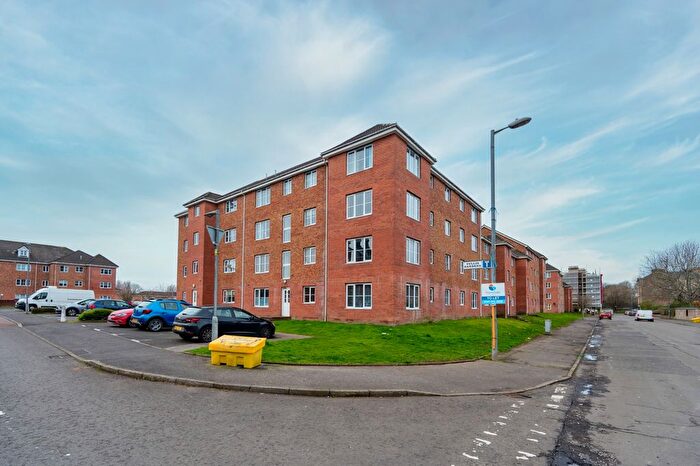 1 Bedroom Flat To Rent In Tullis Gardens, Glasgow Road, Glasgow Green, G40