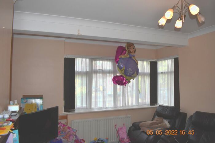 4 Bedroom Semi-Detached House To Rent In Chelsea Close, Edgware, HA8