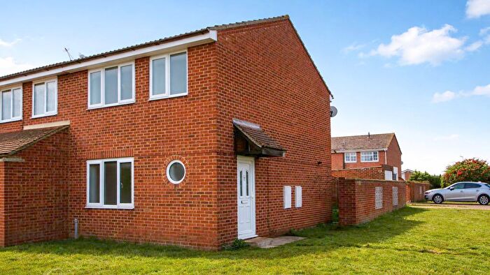 3 Bedroom Semi Detached House To Rent In Latimer Close, Greenhill, Herne Bay, CT6