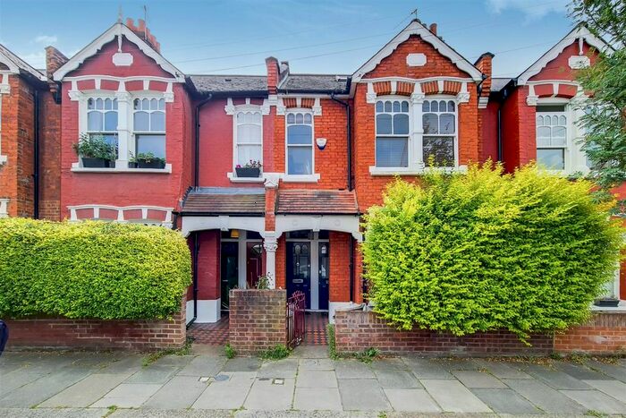 2 Bedroom Flat To Rent In Parfrey Street, London, W6