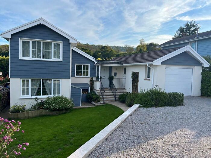 4 Bedroom Detached House For Sale In Victoria Avenue, Shanklin, PO37