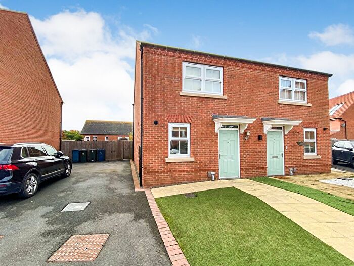 2 Bedroom Semi-Detached House For Sale In Magpie Road, Cotgrave, Nottingham, NG12