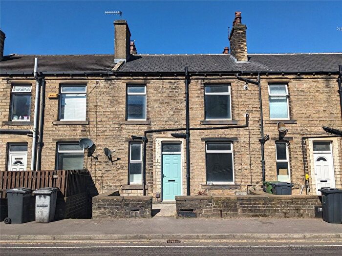3 Bedroom Terraced House To Rent In Manchester Road, Linthwaite, Huddersfield, West Yorkshire, HD7