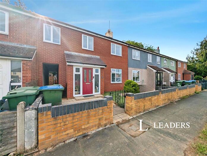 4 Bedroom Terraced House For Sale In Porlock Road, Southampton, Hampshire, SO16