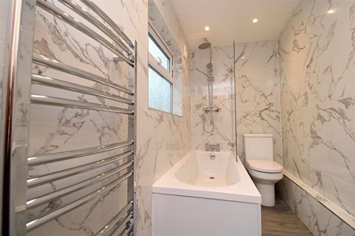 2 Bedroom Terraced House To Rent In Poplar Street, Troedyrhiw, Merthyr Tydfil, CF48