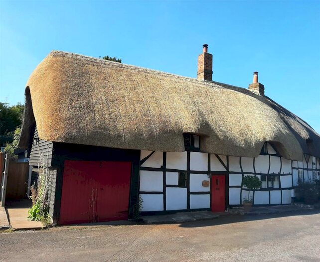 3 Bedroom Semi-Detached House For Sale In The Square, Nether Wallop, Stockbridge, Hampshire, SO20