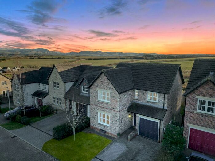 4 Bedroom Detached House For Sale In Mabel Wood Close, Great Clifton, Workington, CA14