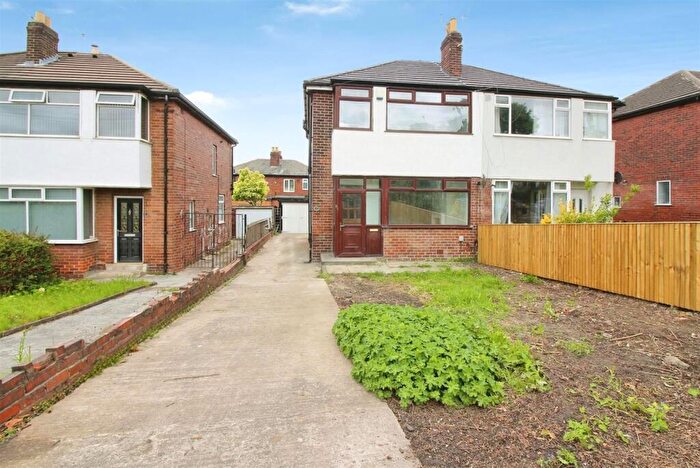 3 Bedroom Semi-Detached House For Sale In Selby Road, Halton, Leeds, LS15
