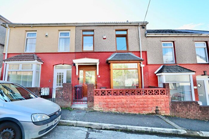 3 Bedroom Terraced House To Rent In Ty Bryn Road, Abertillery, NP13