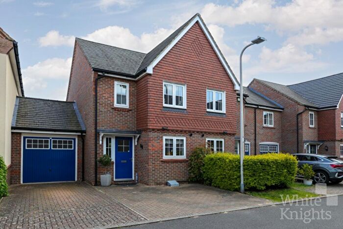 2 Bedroom Semi Detached House For Sale In Addington Gardens, Woodley, Reading, Berkshire, RG5