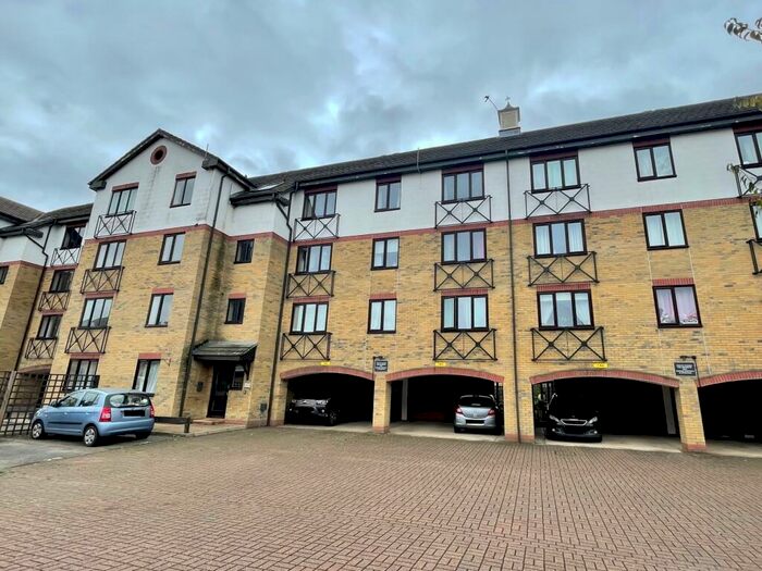 2 Bedroom Apartment To Rent In Admiral House, Peterborough, PE1