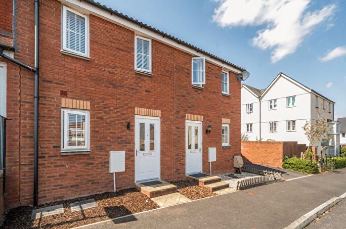2 Bedroom Terraced House For Sale In Brooks Warren, Exeter, EX5