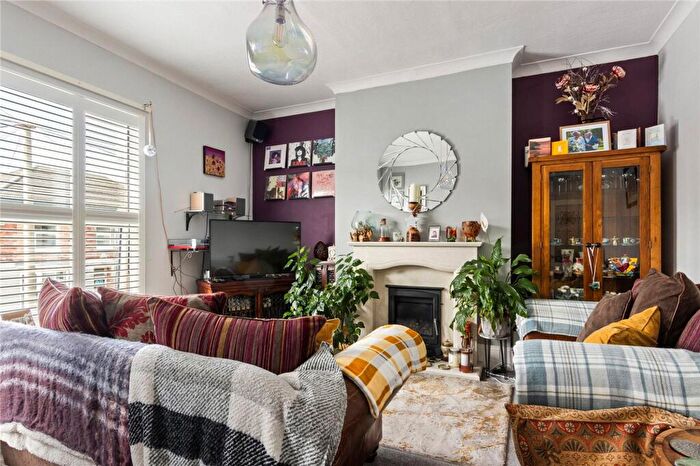 2 Bedroom Property For Sale In Chantry Lane, Grimsby, DN31