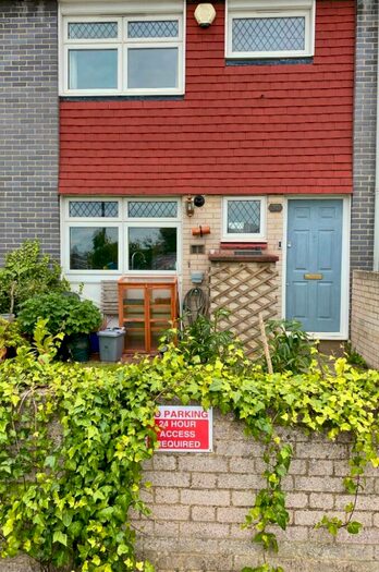 3 Bedroom House To Rent In Mill Gardens, London, SE26