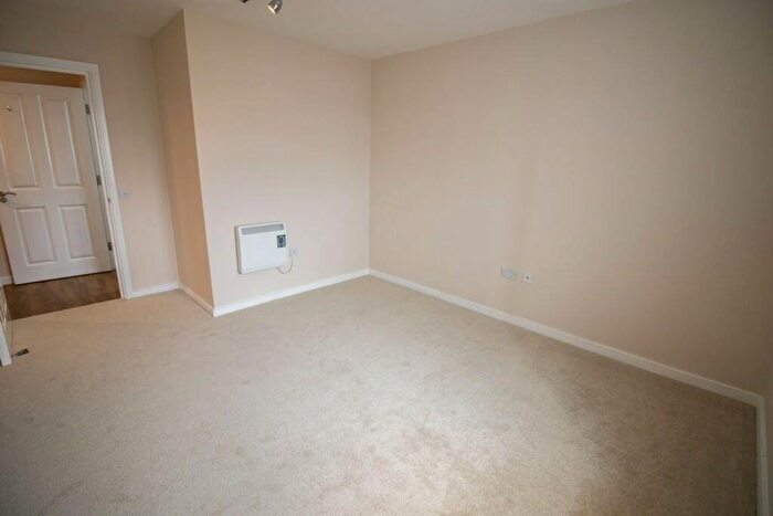 2 Bedroom Apartment To Rent In Edward England Wharf, Cardiff, CF10