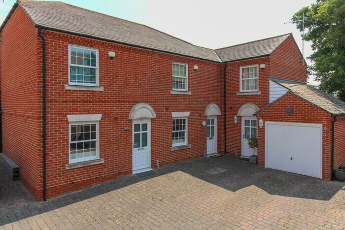 2 Bedroom Terraced House To Rent In Barton Mill Road, Canterbury, CT1