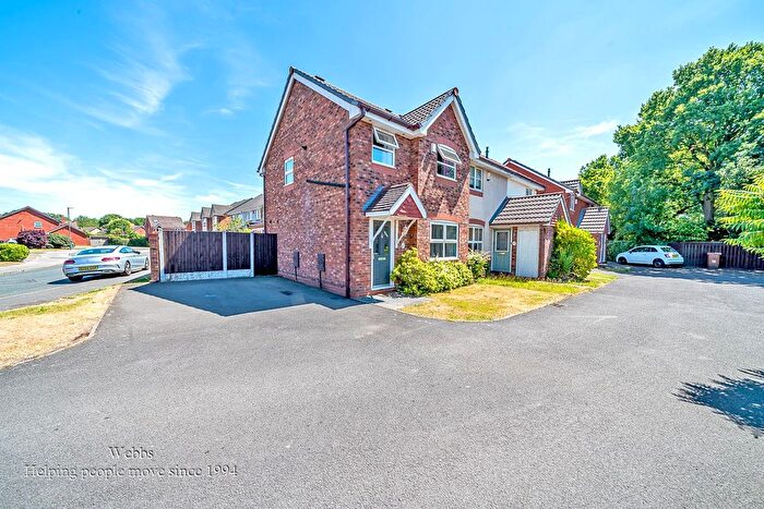 3 Bedroom End Of Terrace House For Sale In Dunnerdale Road, Clayhanger, Walsall, WS8