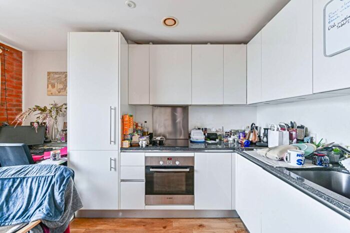 Studio To Rent In Major Draper Street, Woolwich, London, SE18