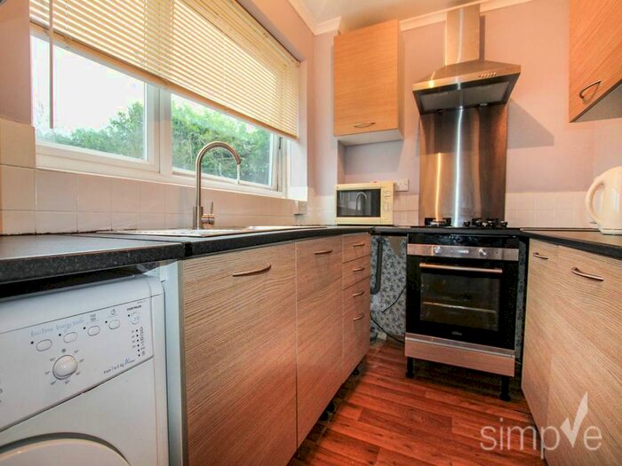 1 Bedroom Flat To Rent In Hazelmere Road, Northolt UB5