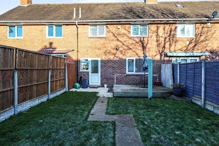 1 Bedroom House To Rent In Berrowside Road, Shard End, B34