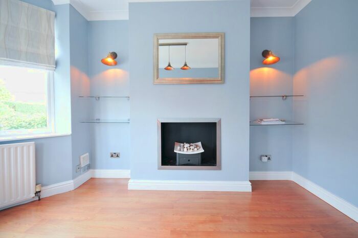 3 Bedroom Town House For Sale In Ashbourne Avenue, Cheadle, SK8