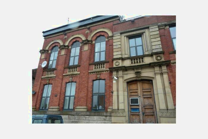 2 Bedroom Flat To Rent In Warrington House, Ashton-under-Lyne, OL6