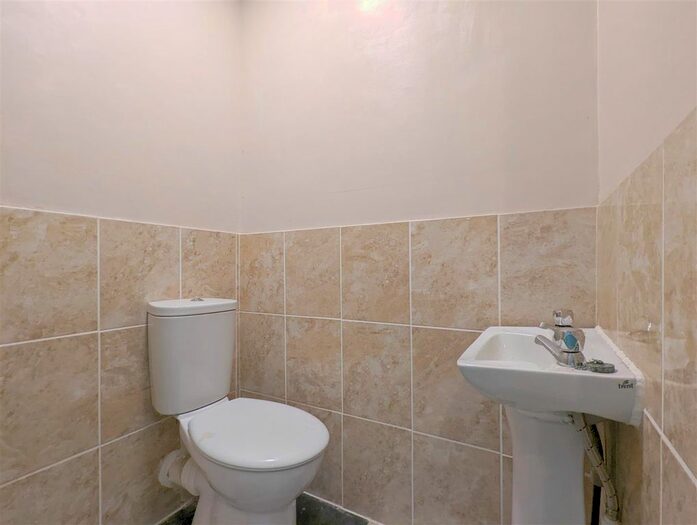 1 Bedroom Flat To Rent In Studio, Flat, Old Street, Upton-Upon-Severn, Worcester, WR8